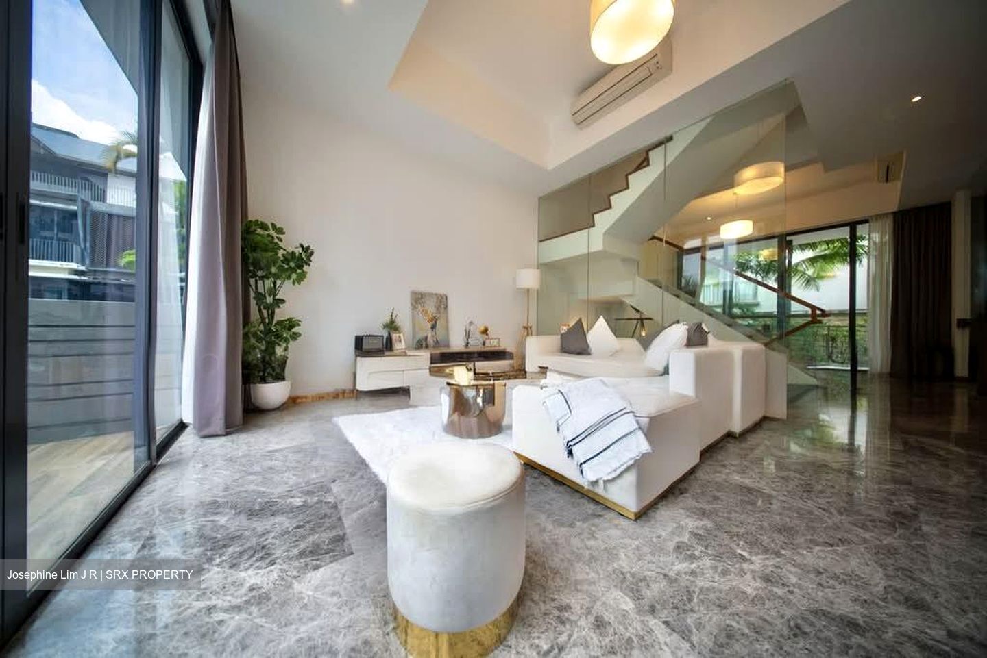 Alana (D28), Terrace #536610631